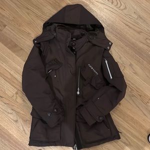 Equestrian waterproof jacket by Gersemi